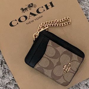 COACH WALLET WRISTLET